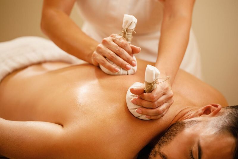 Does anti-cellulite massage aid? Mix with various other sorts of treatments Does anti-cellulite massage aid? Mix with various other sorts of treatments